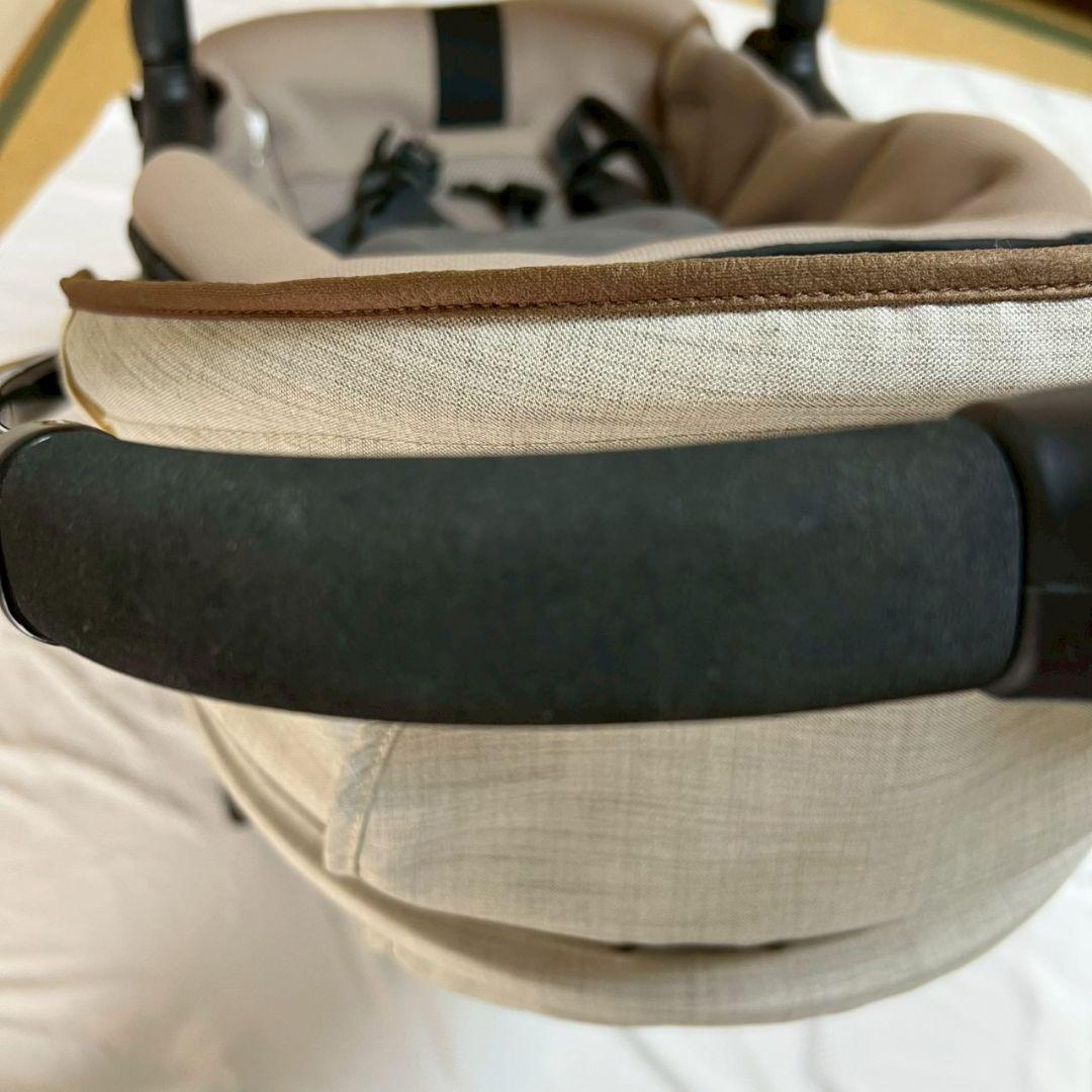 コンビ　スゴカルエアーエッグショック　ベージュ　テテアテテ　ベビーカー