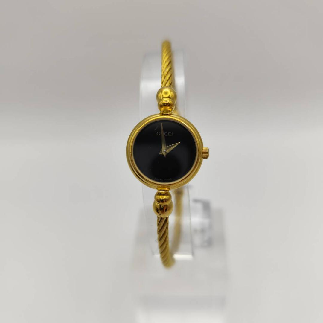 稼働品 GUCCI グッチ 腕時計 バングル 2700.2.L クォーツ 箱付き