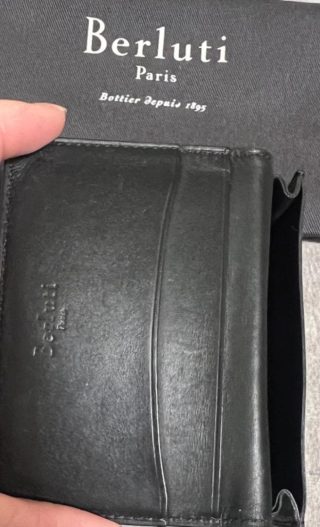 Berluti【ベルルッティ】ラウンドファスナー長財布、名刺入れ（別売り可）