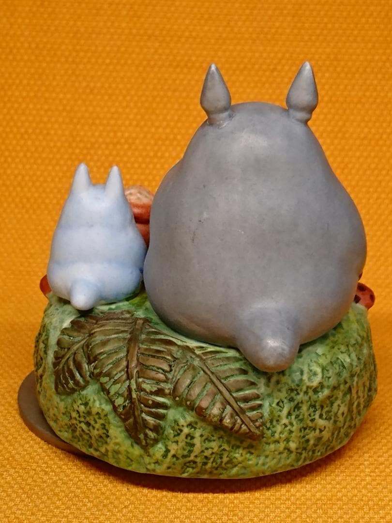 ジブリ　となりのトトロ　オブジェ　置物　インテリア　工芸品　美術品　A2704