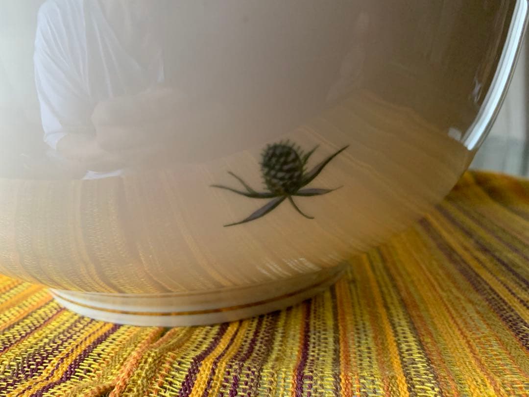 ロイヤルコペンハーゲン　レアなビンテージ大型26.5㎝の綺麗な手書きの花ボール！