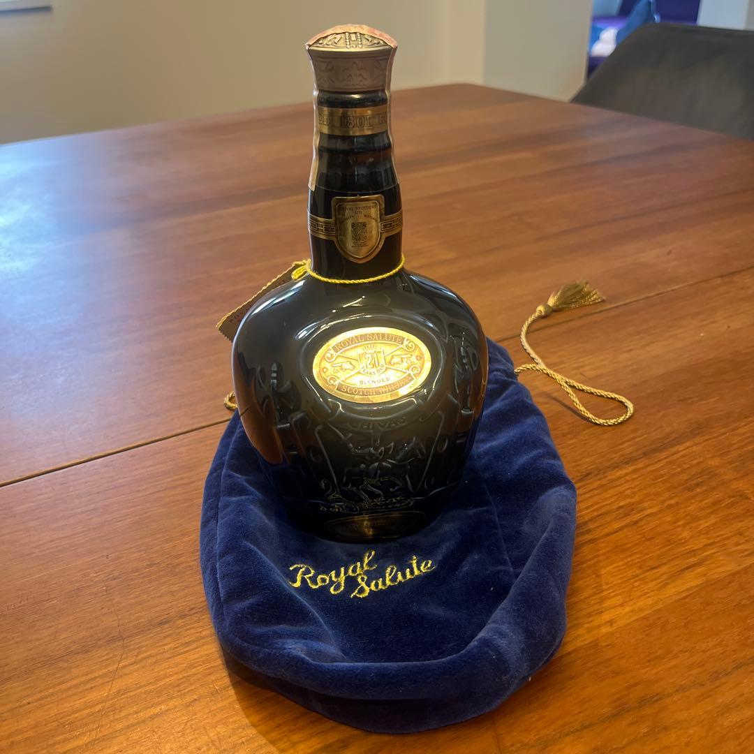 ウイスキー Chivas Regal  Salute 750ml