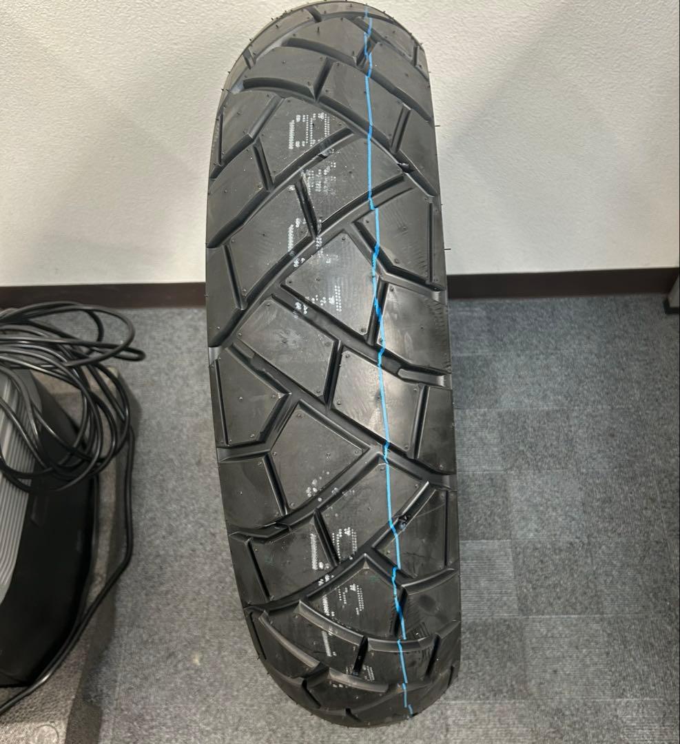 ダンロップ　TRAILMAX MIXTOUR150/70R17 後タイヤ未使用
