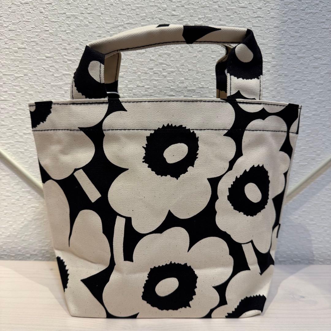 b*n様 新品マリメッコウニッコミニトートバッグランチバッグ正規品23×21×1