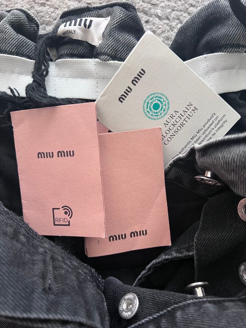 MIUMIU デニムスカート