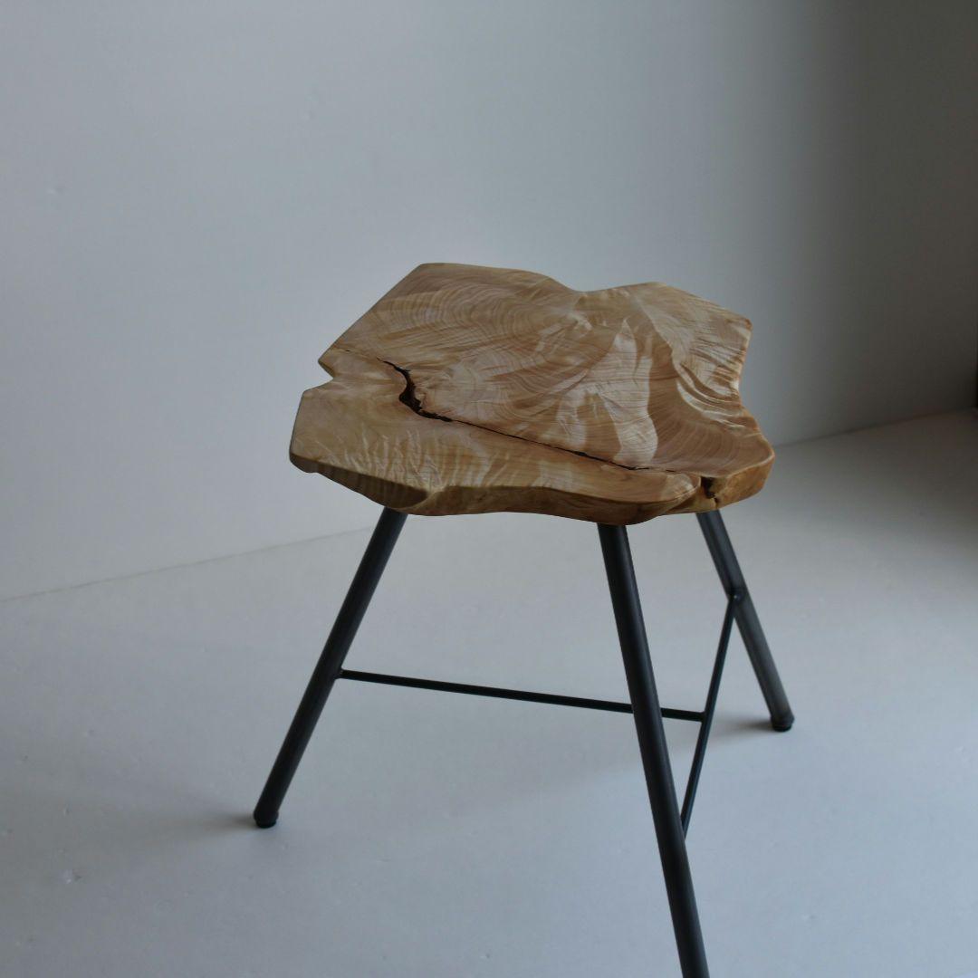 112 栃 ハンドメイド サイドテーブル スツール 花台 腰掛け 椅子 無垢材
