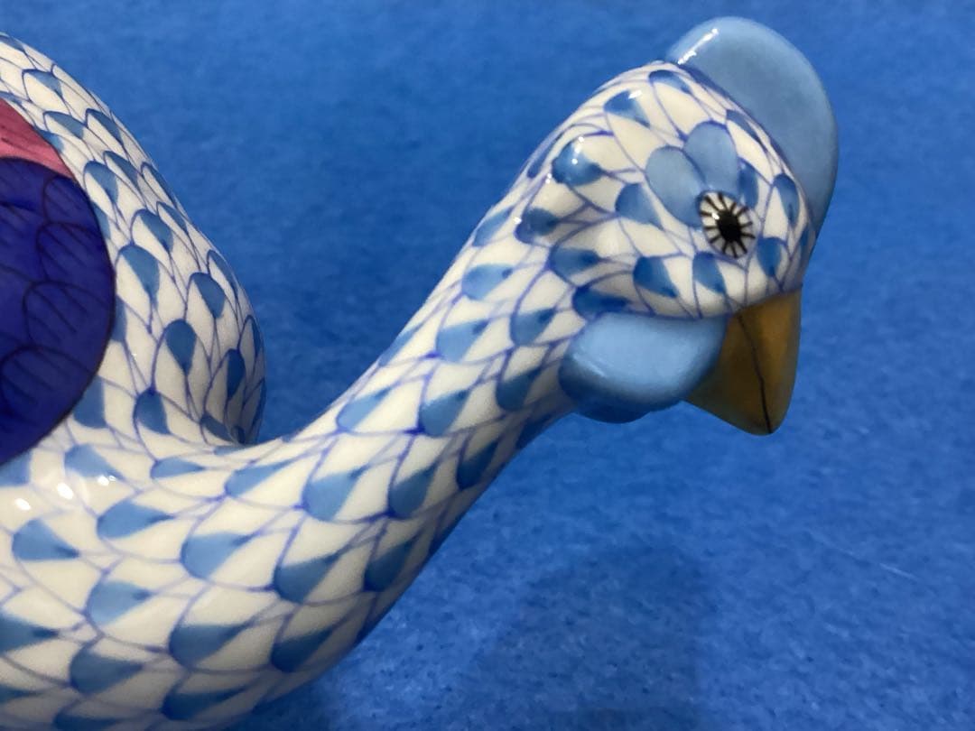 HEREND ヘレンド　手描き　ホロホロ鳥　フィギュリン　青と緑の羽模様の陶器製