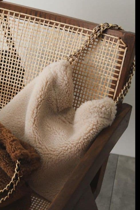 ヴィオラドーロ エコファートートviolad'oro トートバッグ ムートン