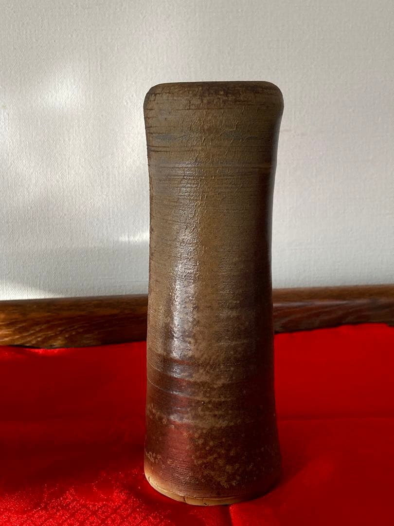 備前焼　素敵な花入れ♪♪＊ゴマ在り　＊伊勢崎窯 大幅お値下げ！