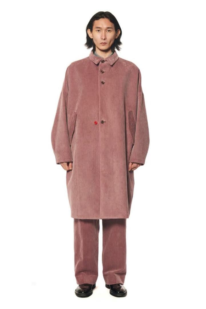 ジャケット・アウター OmarAfridi Cocoon Coat AW22 Smorked Pink