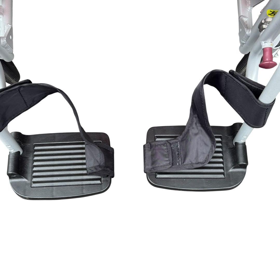 美品　カワムラサイクル　自走用　超軽量　多機能　車椅子ふわりすプラス　KFP22