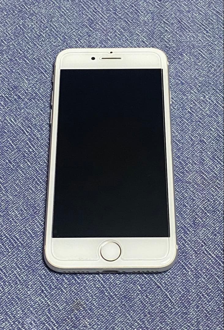 iPhone8 ホワイト　64G SIMフリー　美品