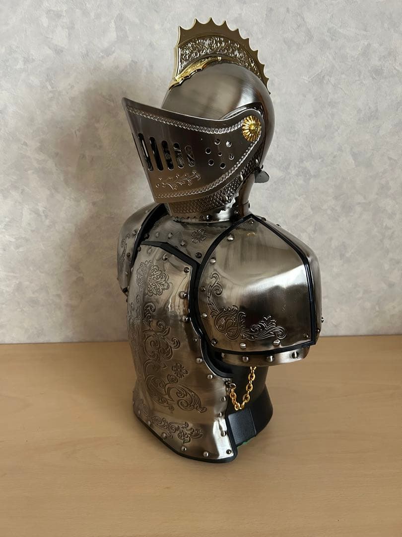King Arthur ARMOR'S DECANTER SET 鎧 甲冑