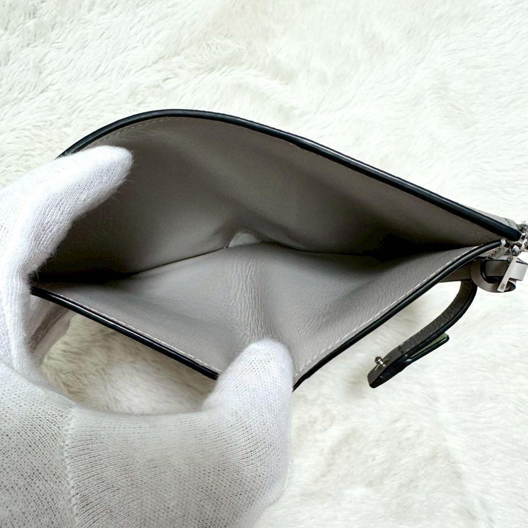 極美品✨ LOEWE ロエベ SLIM ZIP BI-FOLD WALLET