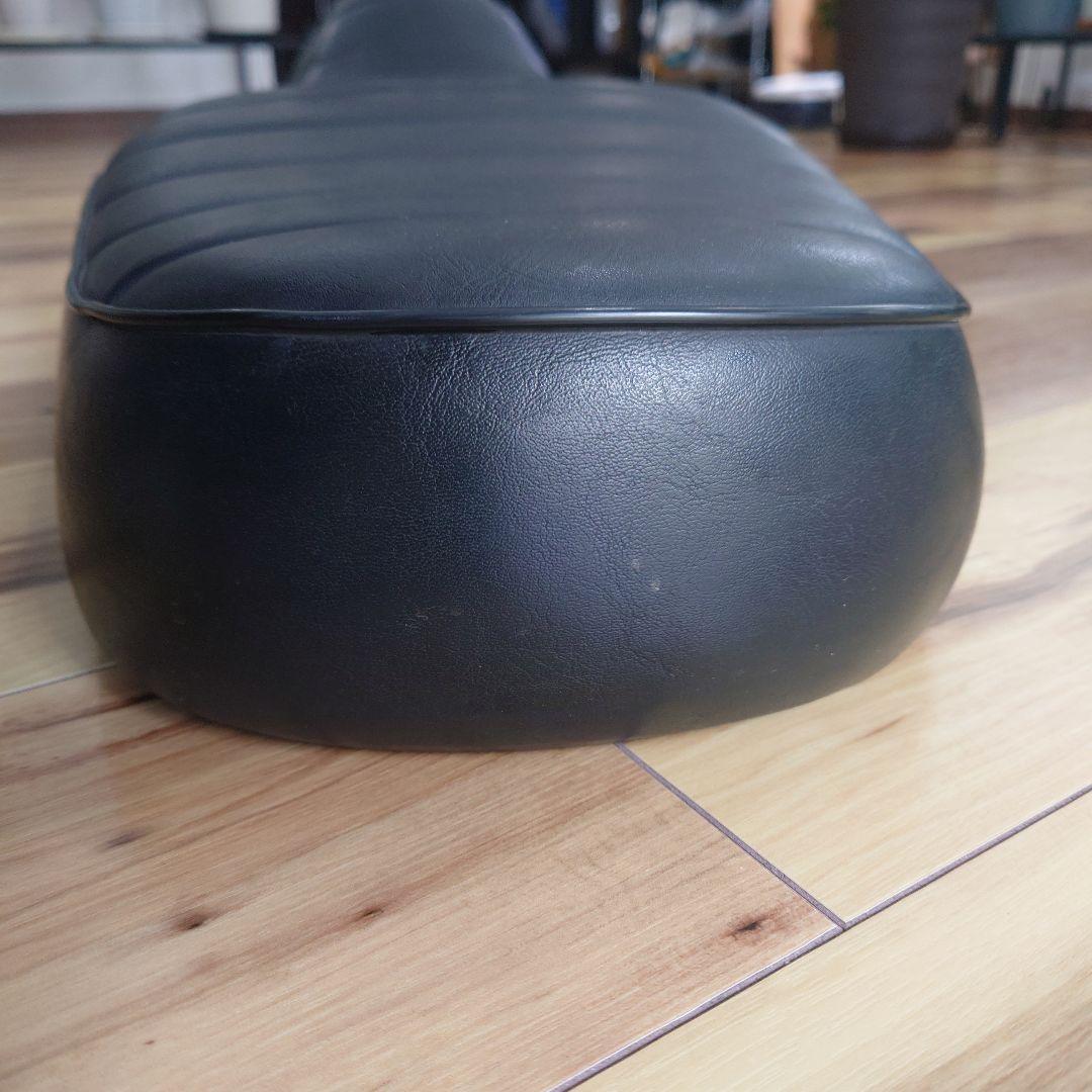 カワサキ　w800 ストリート　純正シート