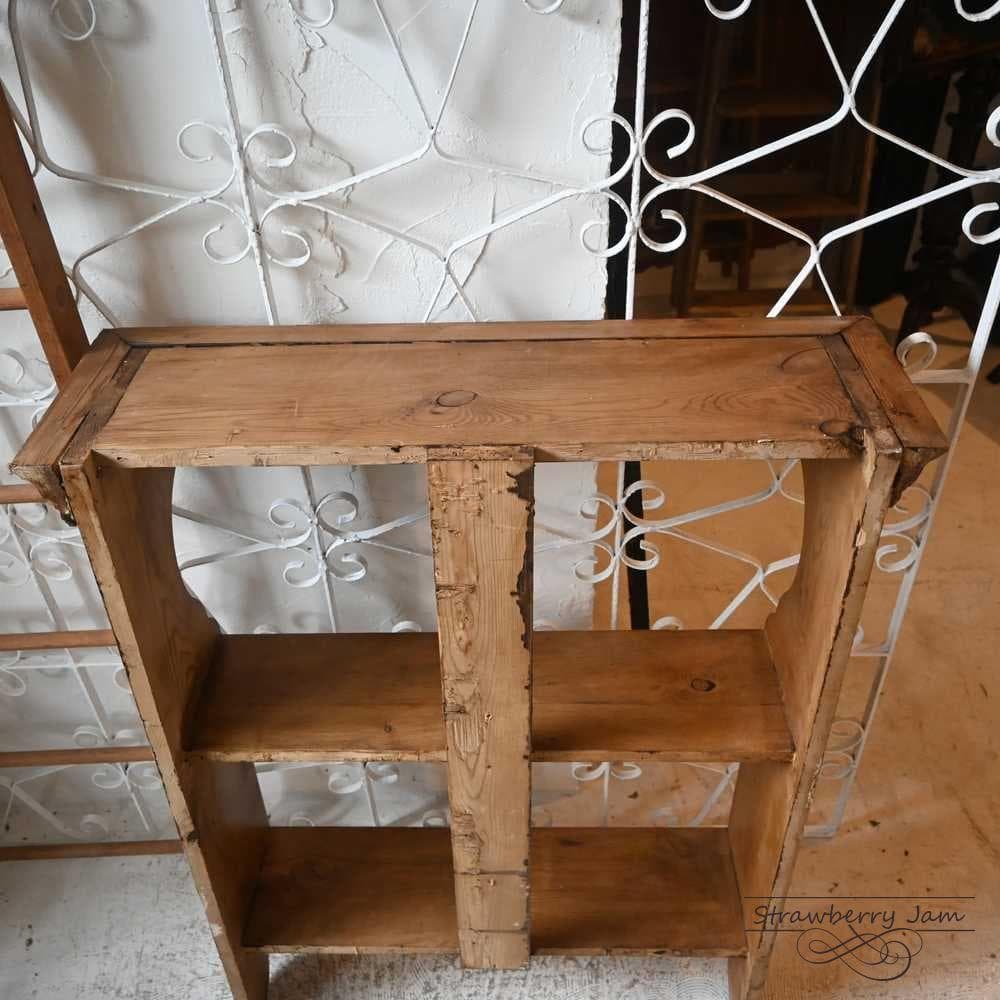 L3705-257 英国アンティーク パイン シェルフ 食器棚 棚 本棚 壁掛け