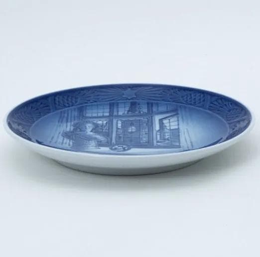 《１５％OFF》ロイヤルコペンハーゲンイヤープレート＜２０２５年版＞