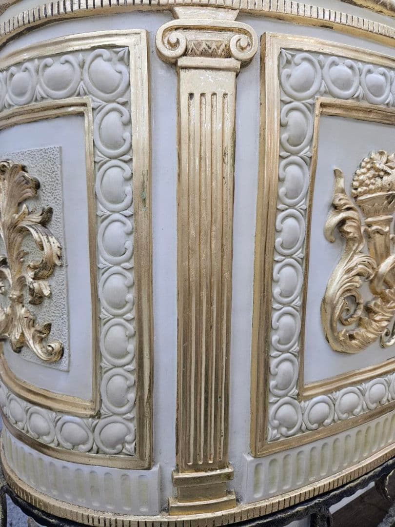 中古品　カウンター？キャビネット？