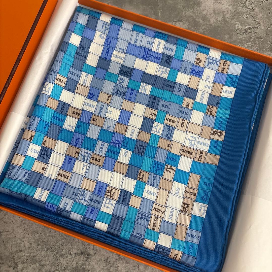 土日限定　【新品】エルメス　カレ90 スカーフ　ボルデュックチェック　リボン柄