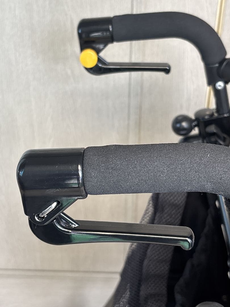 ウィズワン　歩行器　ヘルシーワン W　歩行サポート　コンパクト　軽量　小回り