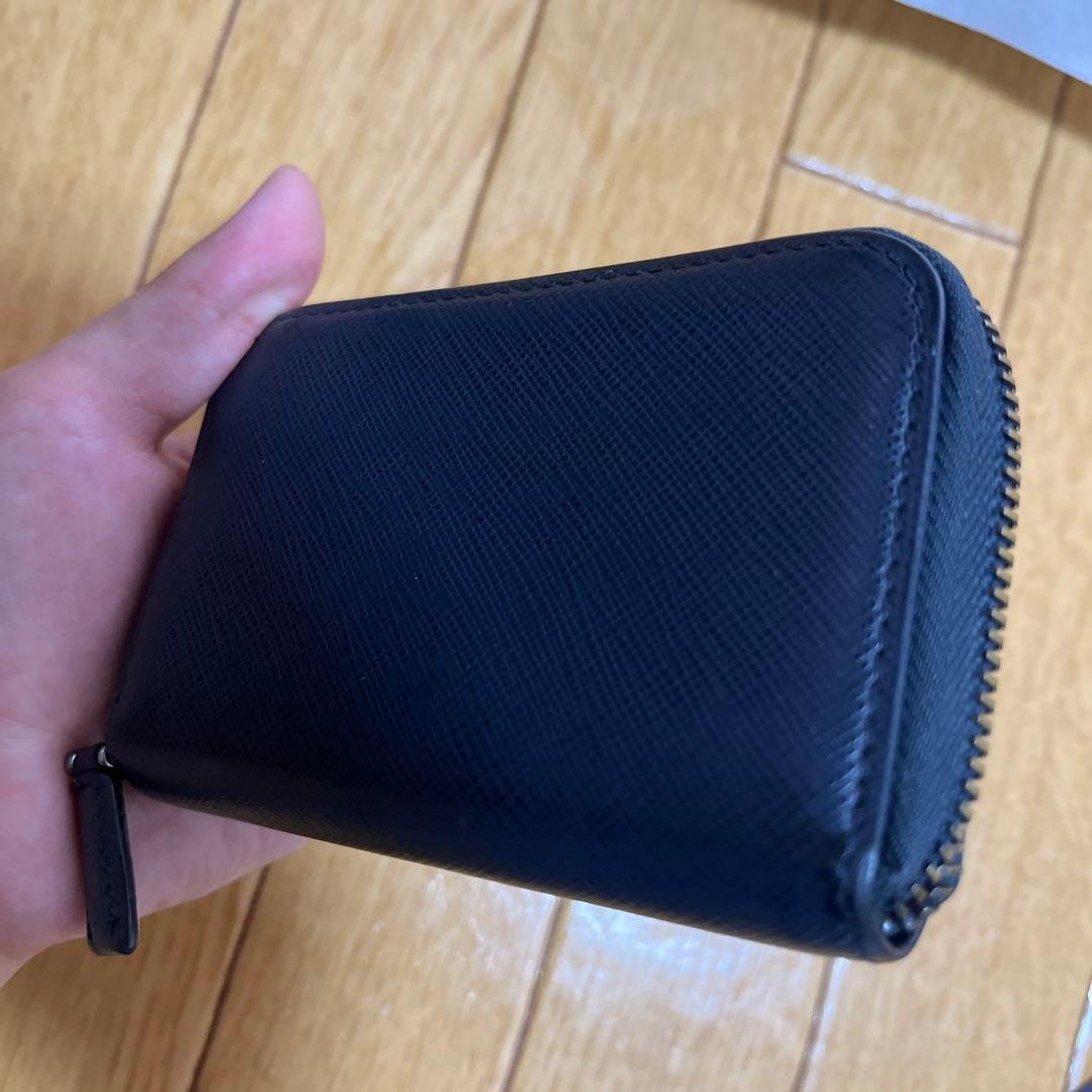 最終値下げ PRADA ネイビー レザー ケース