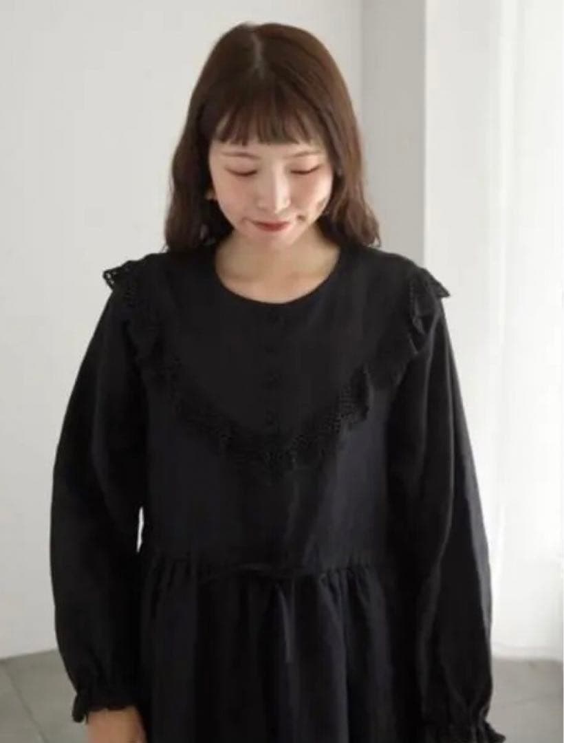 TSUHARU by Samansa Mos2リネン裾刺繍レースワンピース黒色