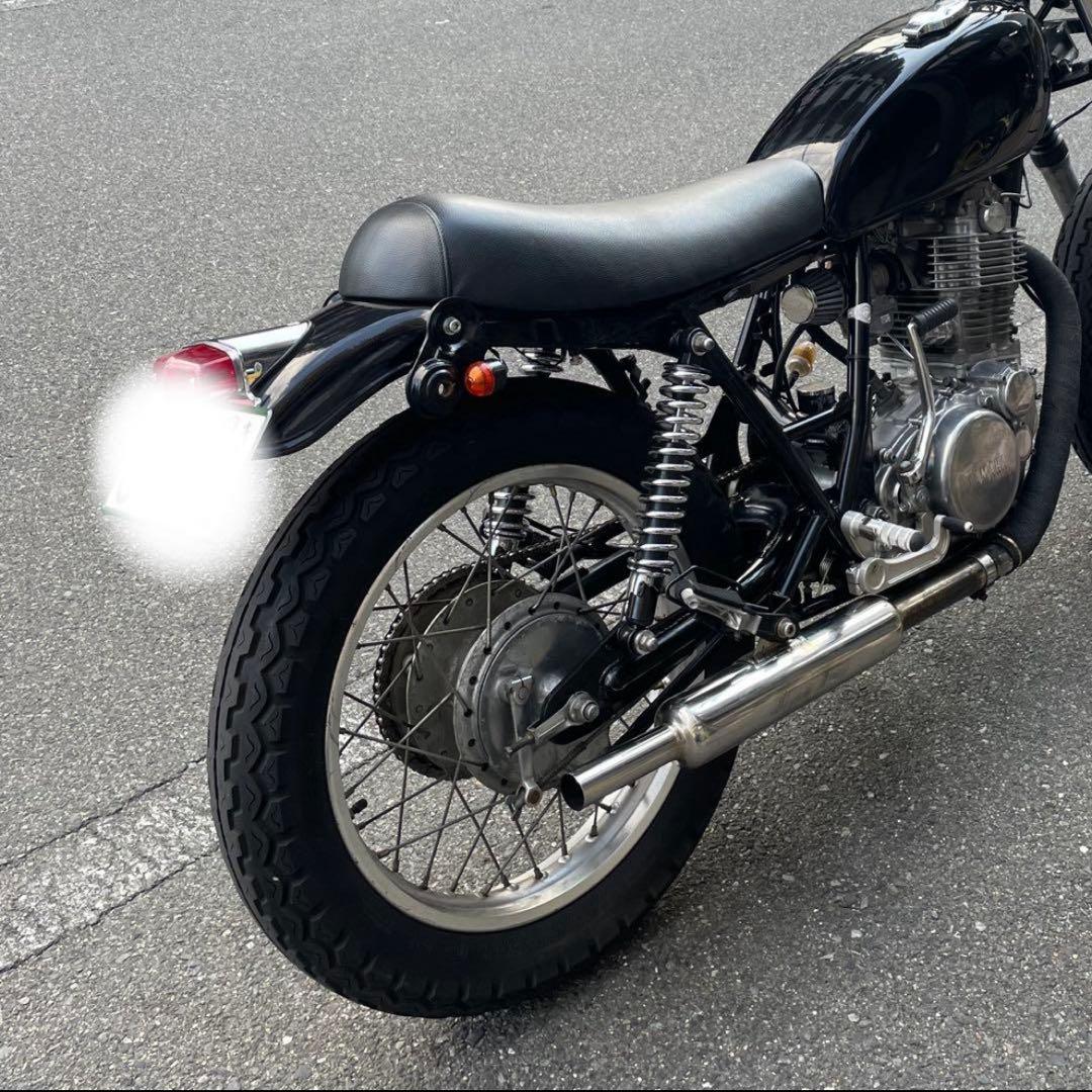 【美品】sr400 シート BRATSTYLE風 vmx