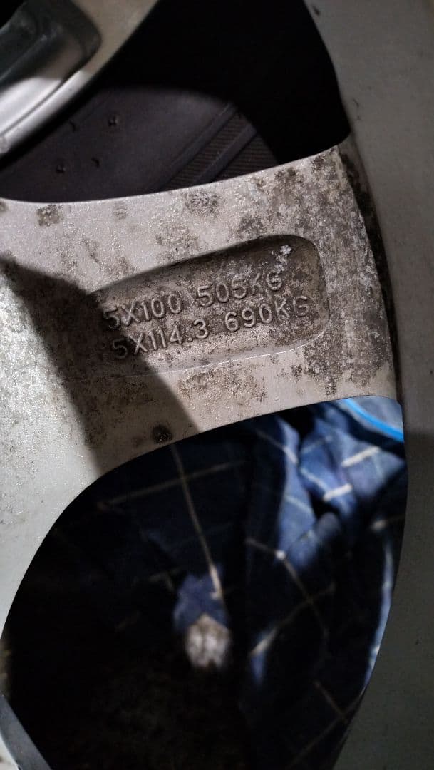 スタッドレスタイヤホイールセット185/65 15インチ5穴100/114.3