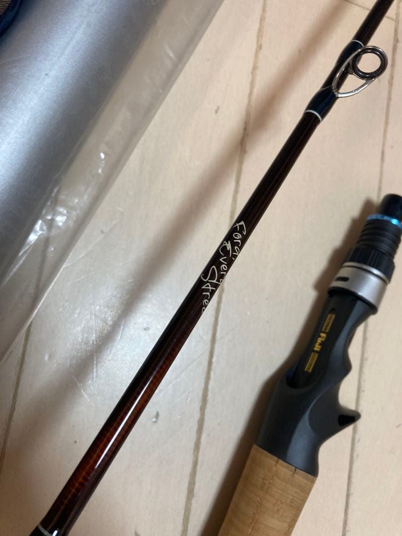 ツララ ボンバダアグア モレーナ53