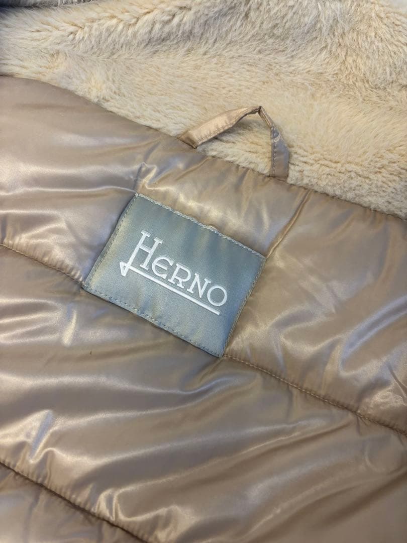 【美品】HERNO ヘルノ　エコファー　中綿　ショート　コート　ジャケット