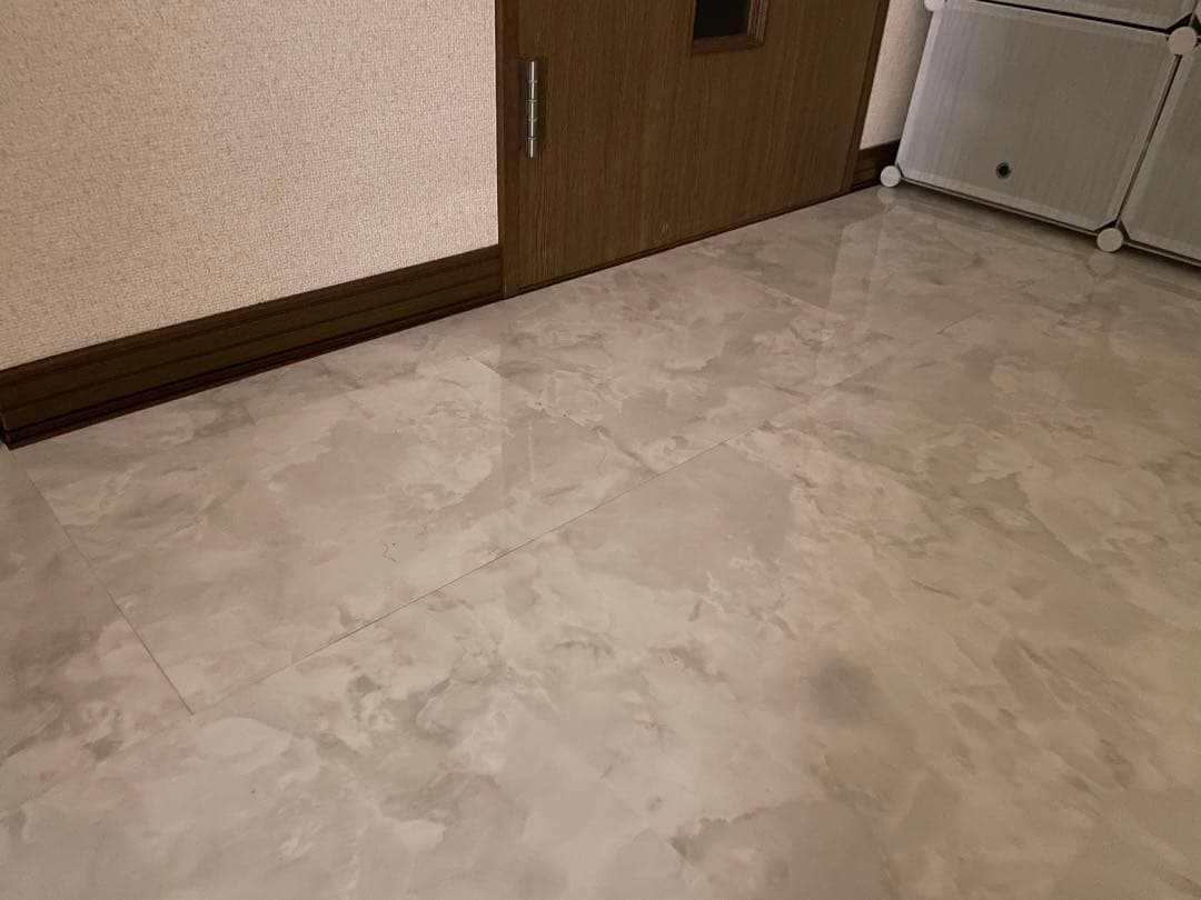 サンゲツ　フロアタイル