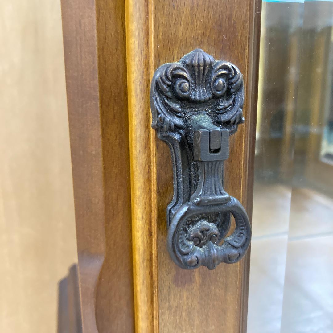 【カリモク】アンティーク　ガラスショーケース　飾り棚　コレクションボード