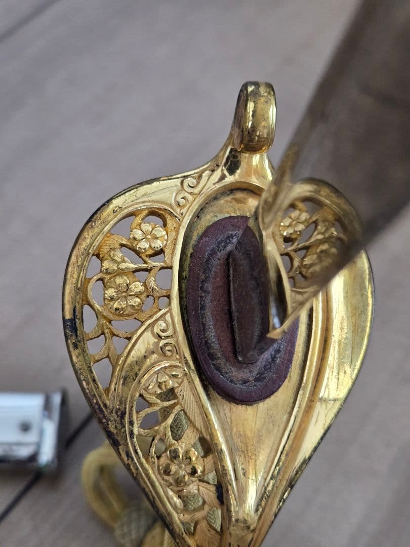 日本陸軍　実物　美品　将校サーベル/模造刀身入り　刀緒付き