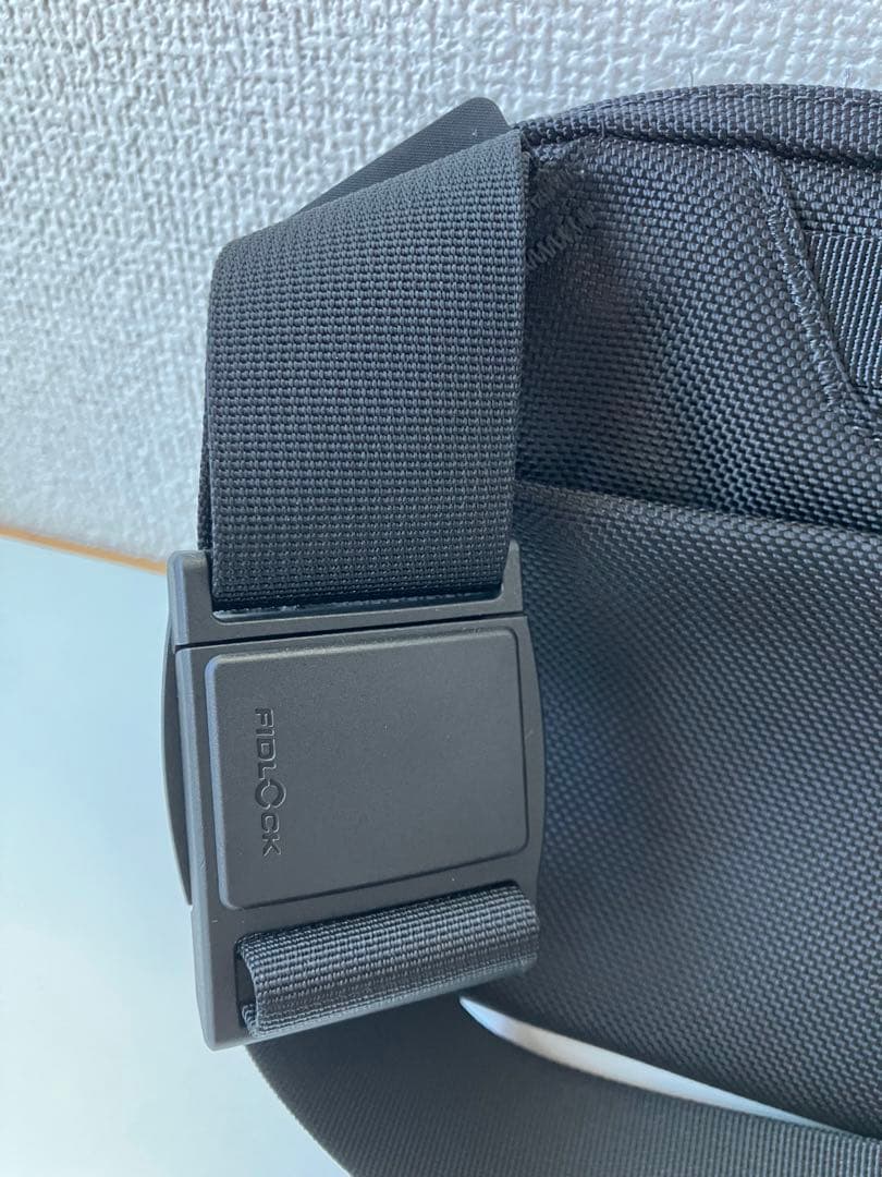 ＜Aer＞ DAY SLING 3L/スリングバッグ　【未使用品】