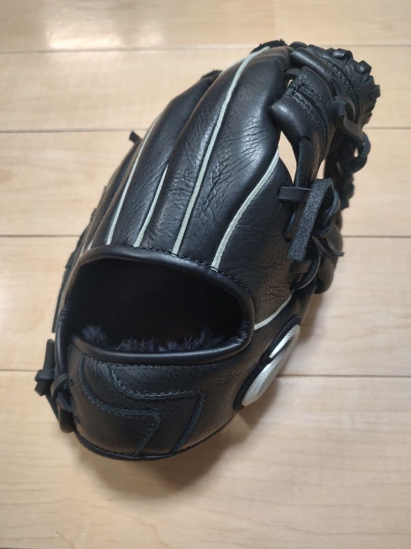 少年軟式野球　グローブ　アシックス