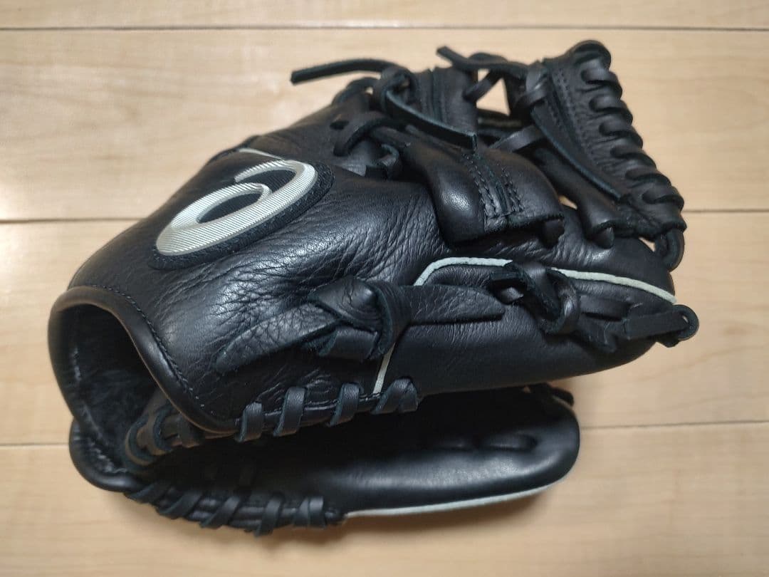 少年軟式野球　グローブ　アシックス