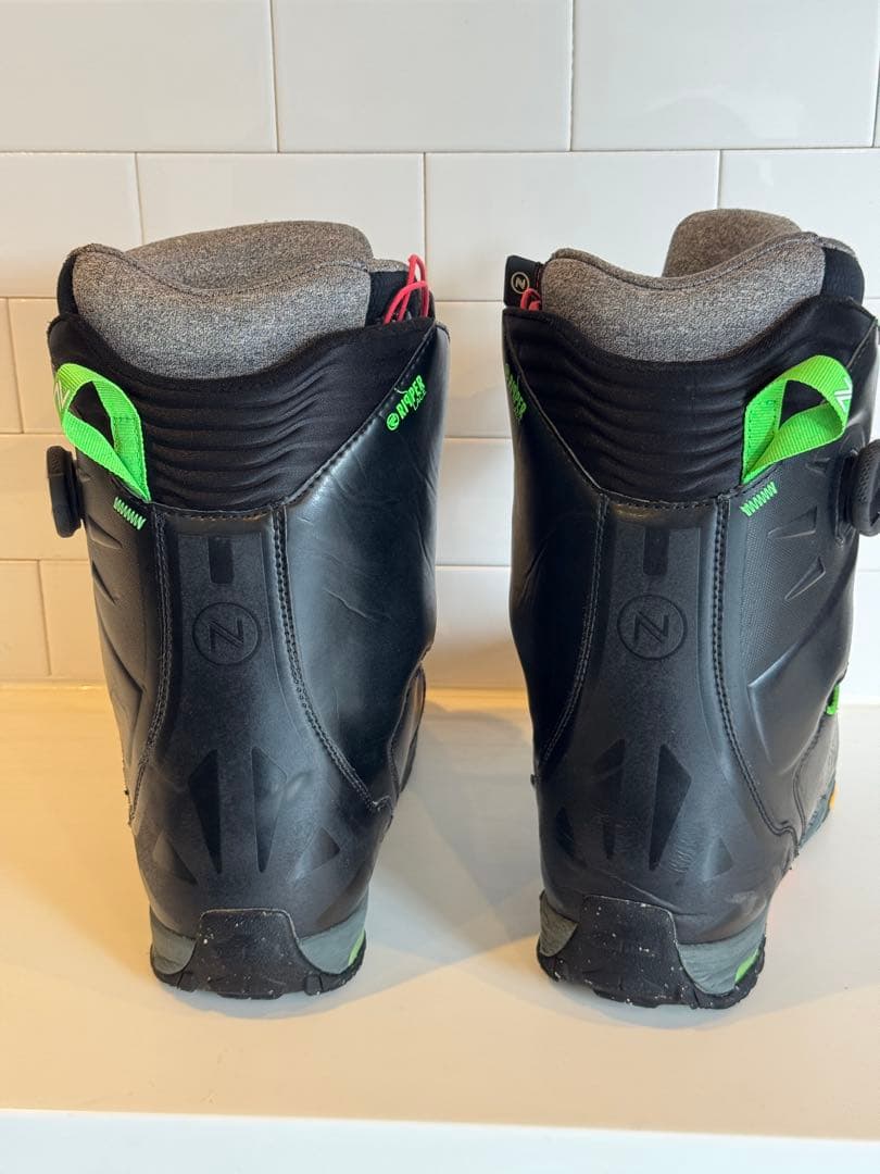 NIDECKER ブーツ　HYLITE 27.5