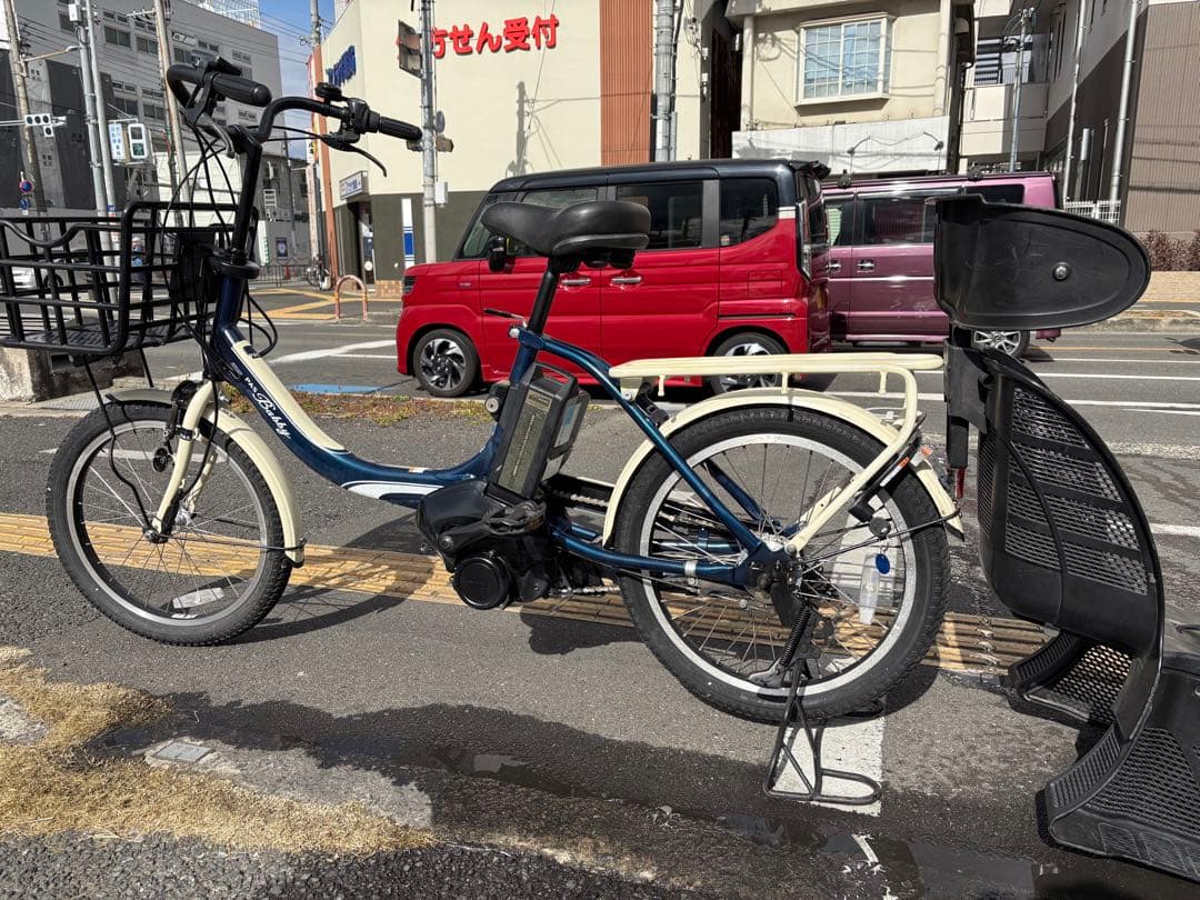 中古20㌅YAMAHA電動アシスト自転車　12.8Ah 大阪　008番