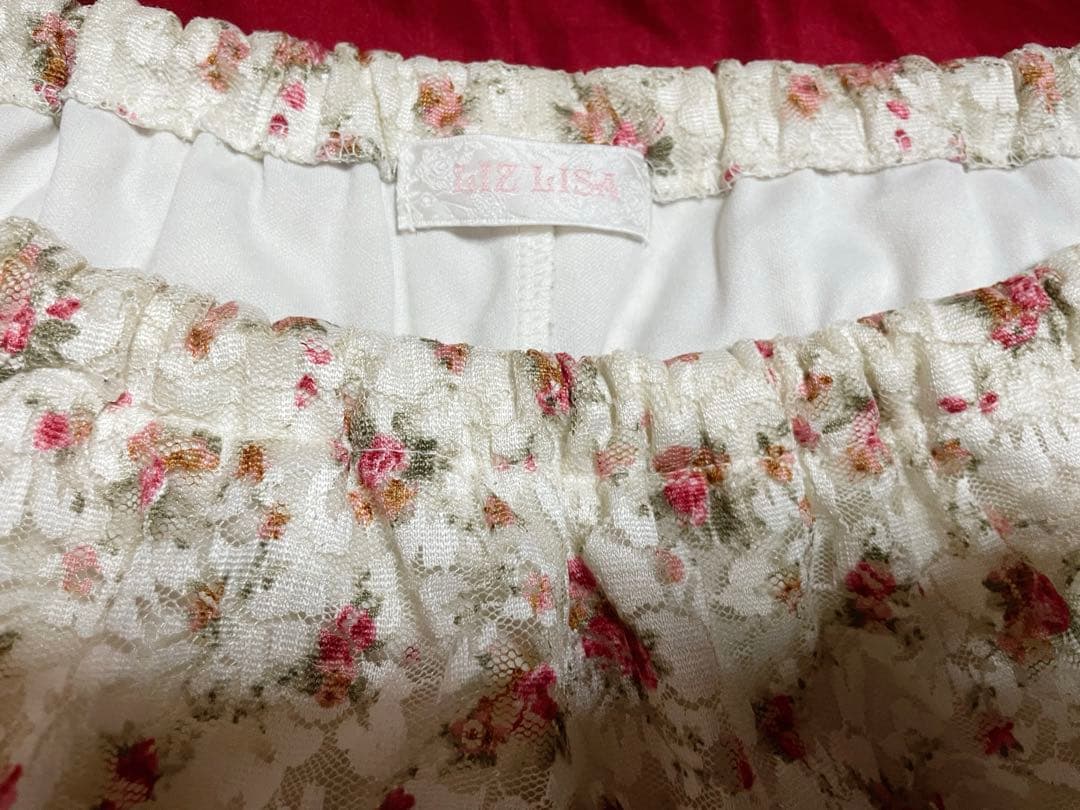 希少y2kフリル総レース花柄スカートパンツ