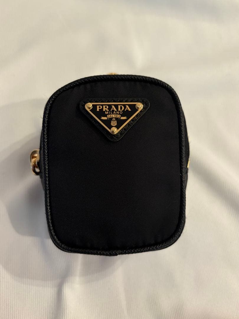 PRADA ブラック ナイロン ミニポーチ