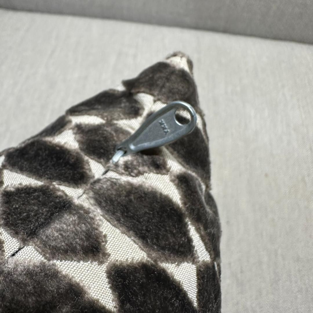 B&B Italia クッション　高級家具　ビーアンドビー イタリア