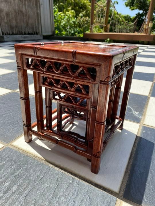 木の飾り棚　亀の子　椅子　アンティーク　４個セット