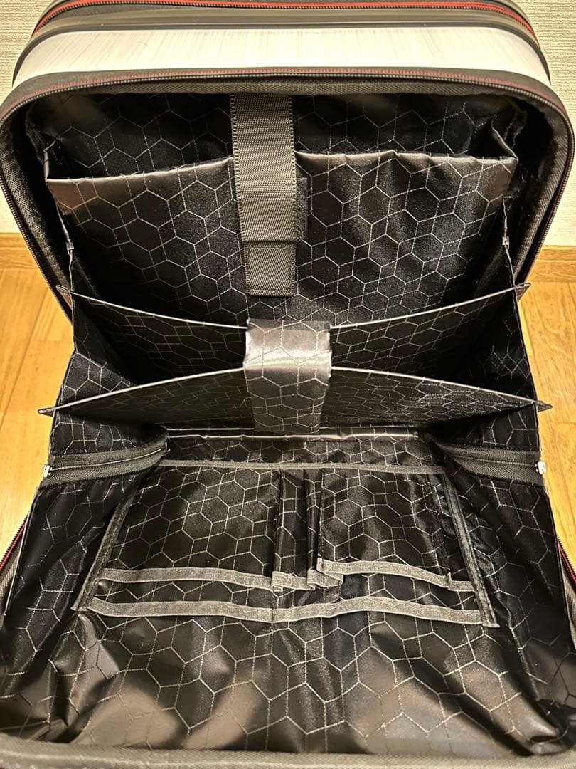 値下げ【極美品】ProevoキャリーケースSS 静音 キャスター ストッパー付き