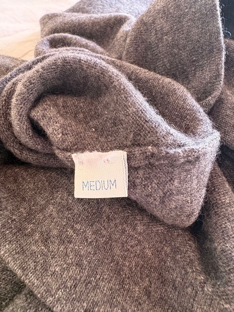 エルメスマルジェラ期ミドルゲージカシミヤタートルニットバランタイン製　グレー