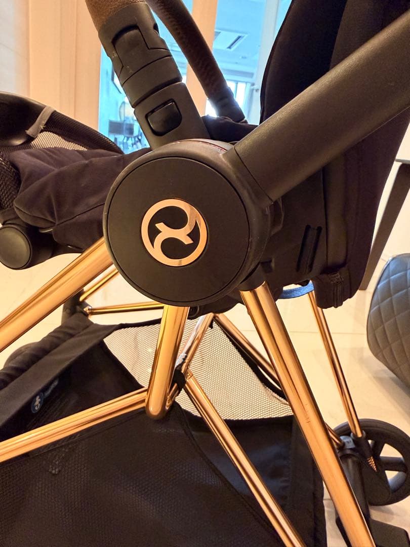 美品！！2024年購入cybex サイベックス ミオス JP3ローズゴールド