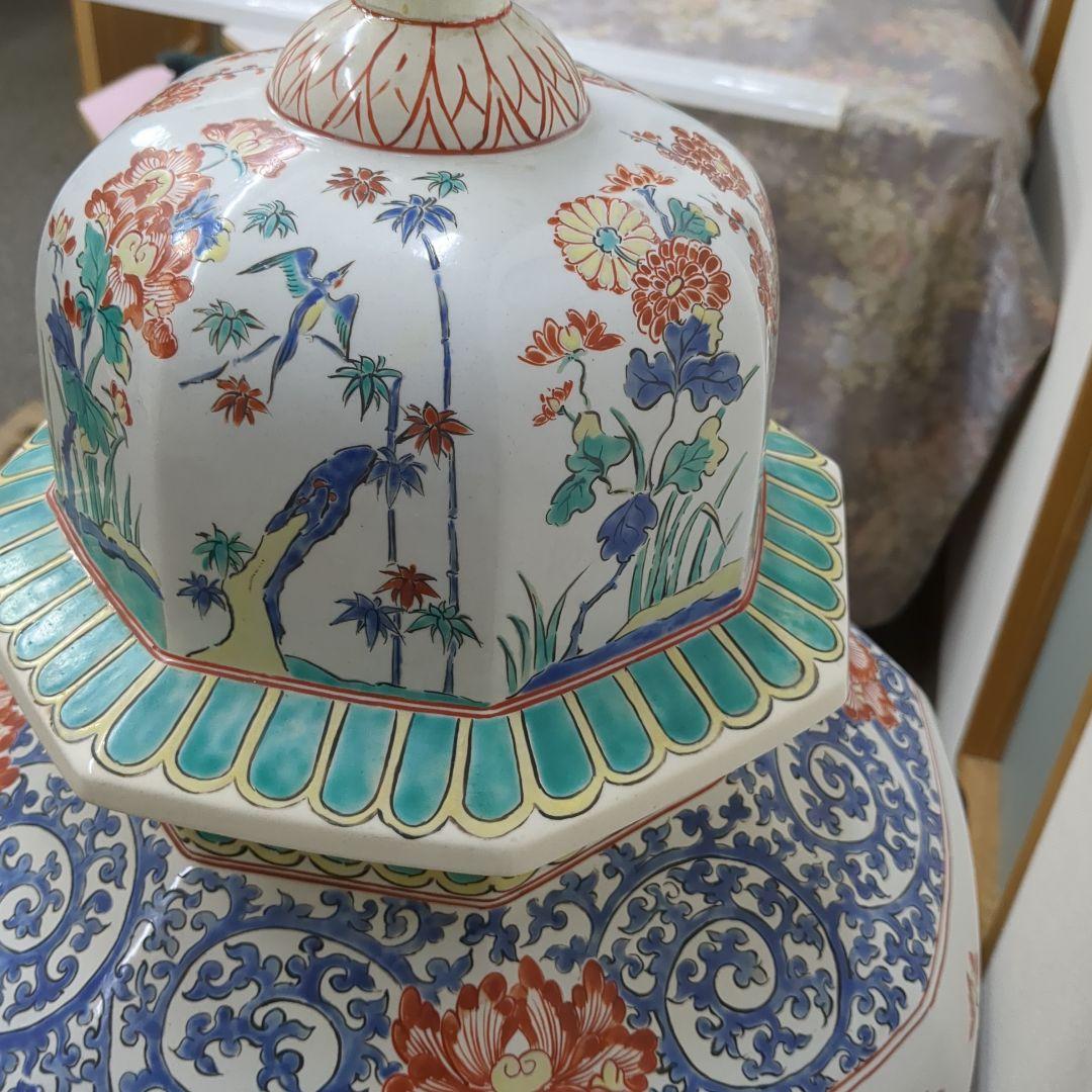 柿右衛門様式沈降壺