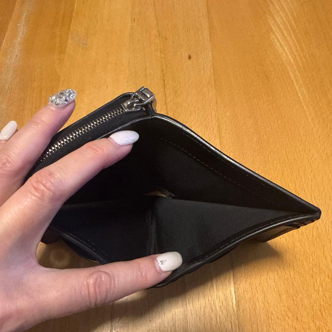 (美品) GIVENCHY カーフレザー 黒 二つ折り財布