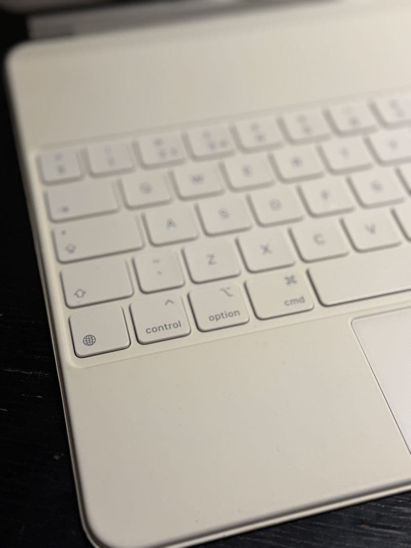 ホワイト キーボードケース UK配列 箱付き