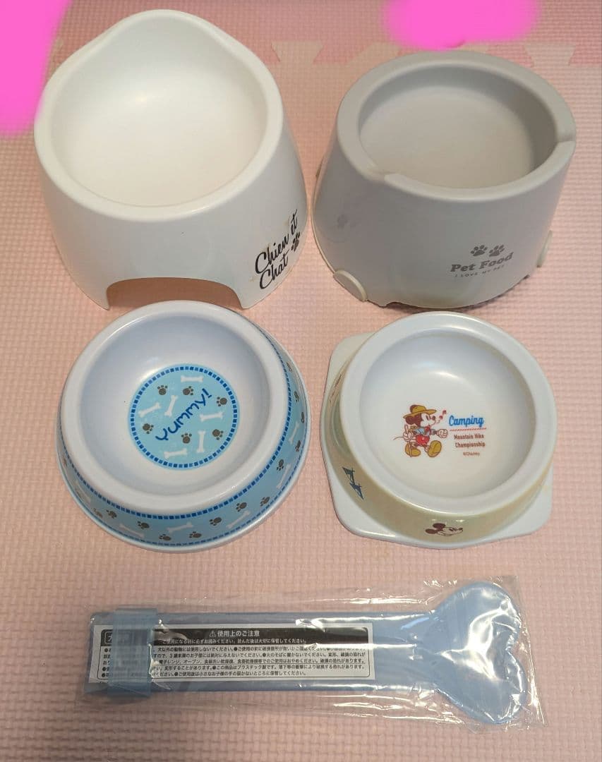 ペットパラダイス　スヌーピーリュック　キティちゃんペットベッド　他