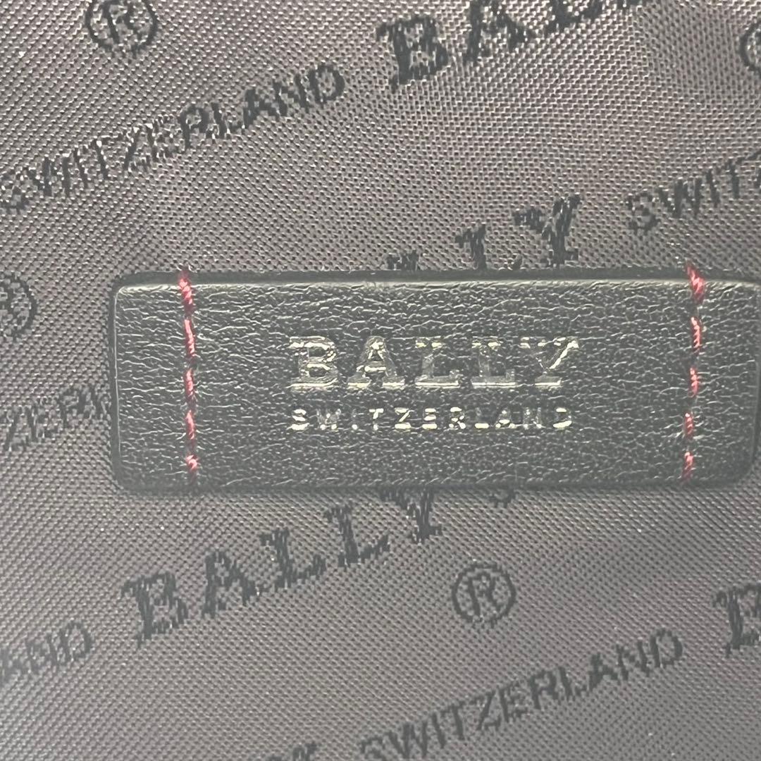 ✨未使用級　近年モデル✨　BALLY バリー　ボディバッグ　ストライプ　黒